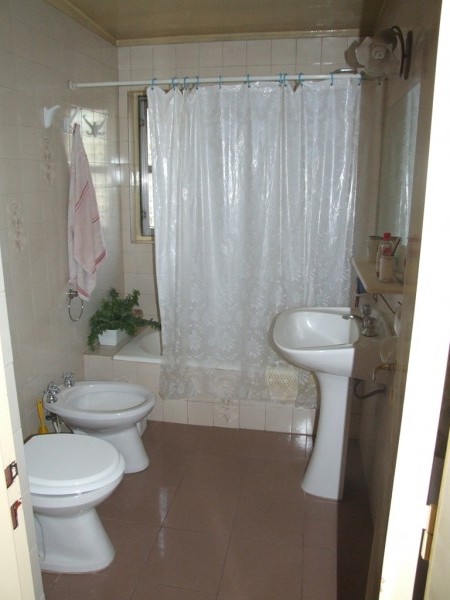 Casa tipo Duplex en Alquiler en Barrio 12 de Septiembre, Cipolletti, Rio Negro